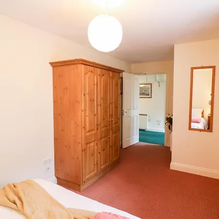 Apartman 2 Garnish Court Glengarriff