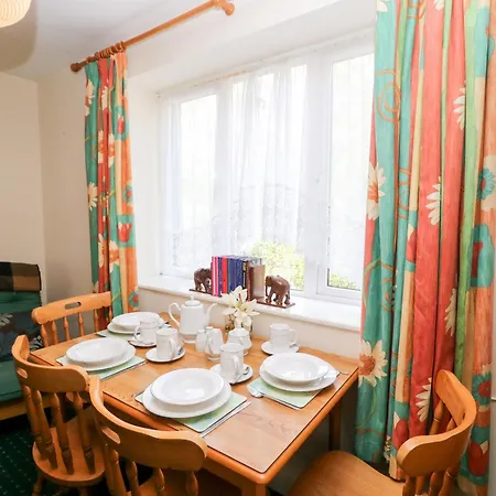 Apartman 2 Garnish Court Glengarriff