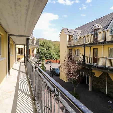2 Garnish Court Apartman Glengarriff