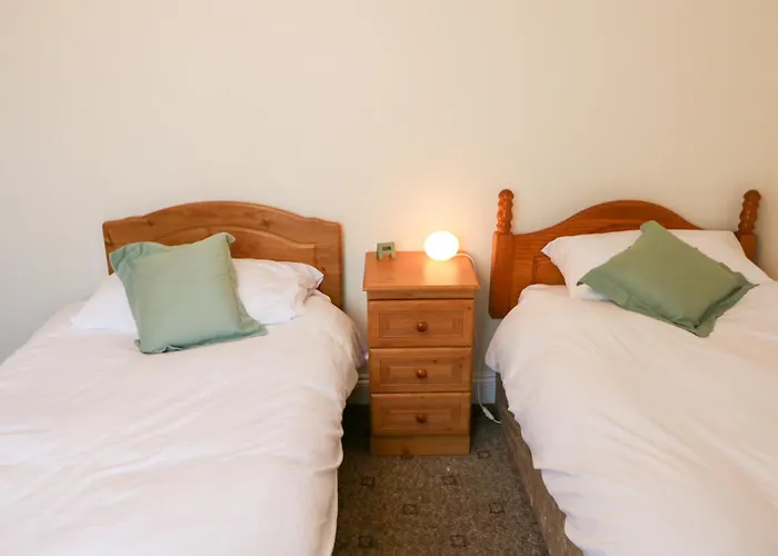 2 Garnish Court * Glengarriff