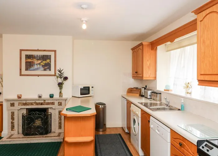 Apartman 2 Garnish Court